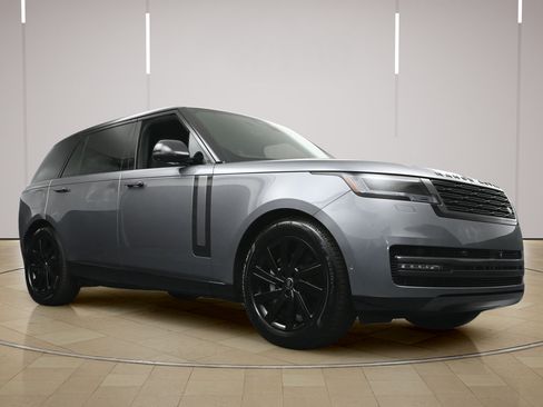 Used 2024 Land Rover Range Rover Long Wheelbase SE AWD/4WD image 27