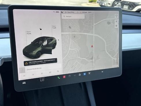 Used 2021 Tesla Model Y Long Range AWD/4WD image 20