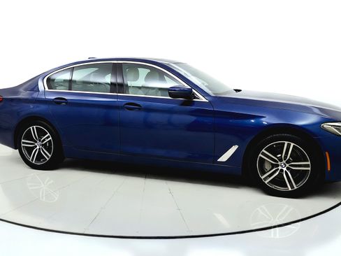 Used 2021 BMW 530e xDrive w/ Premium Package AWD/4WD image 15