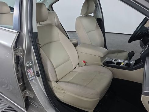 Used 2015 Subaru Legacy 2.5i Premium AWD/4WD image 19