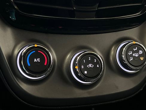 Used 2021 Chevrolet Spark LT image 27