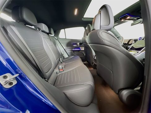 New 2025 Mercedes-Benz GLC 300 4MATIC image 29