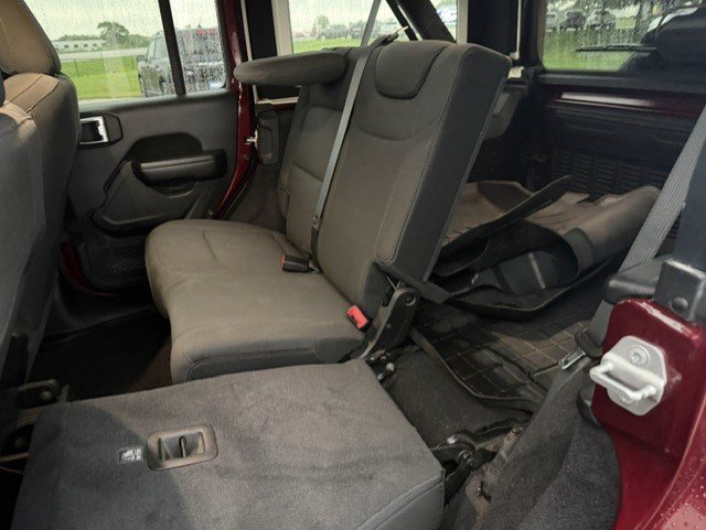 Used 2021 Jeep Wrangler Unlimited Sport AWD/4WD image 27