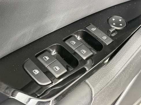 Used 2023 Kia Sportage EX FWD image 30