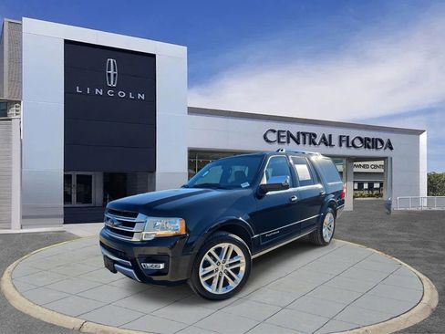 Used 2015 Ford Expedition Platinum image 32