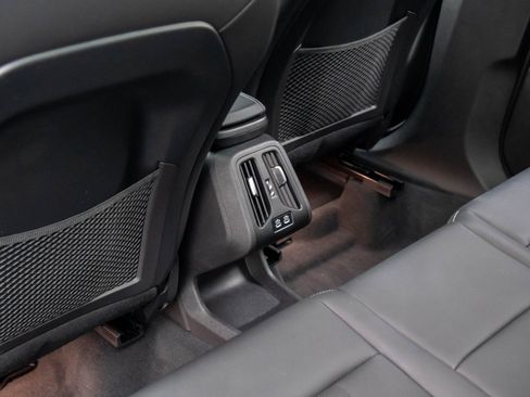 Certified 2023 BMW X1 xDrive28i w/ Convenience Package image 17