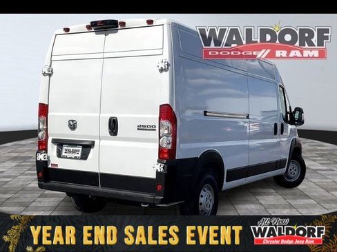 Used 2023 RAM ProMaster 2500 image 5