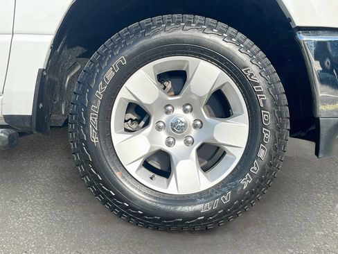 Used 2023 RAM 1500 Big Horn AWD/4WD image 28