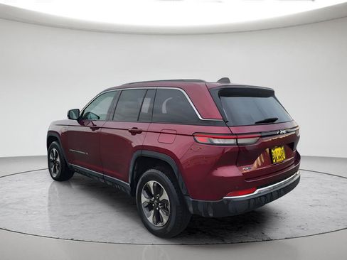Used 2024 Jeep Grand Cherokee Limited 4xe AWD/4WD image 12