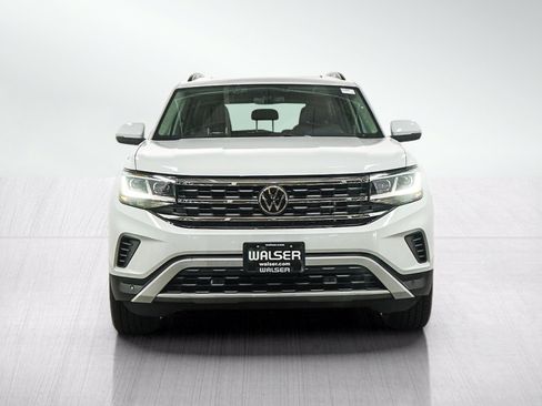 Used 2023 Volkswagen Atlas SE w/ Panoramic Sunroof Package AWD/4WD image 8