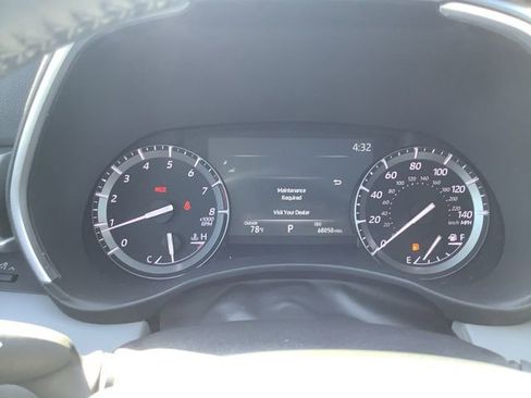 Used 2021 Toyota Highlander XLE image 31