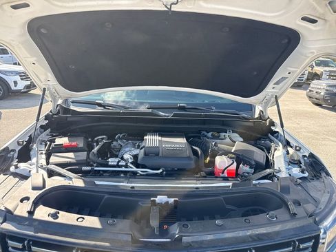 Used 2022 Chevrolet Tahoe RST w/ Luxury Package image 29