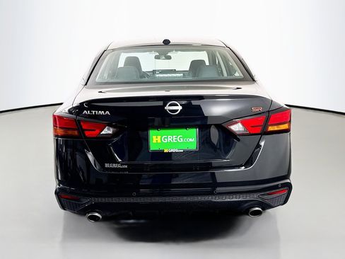 Used 2025 Nissan Altima 2.5 SR w/ SR Premium Package FWD image 8