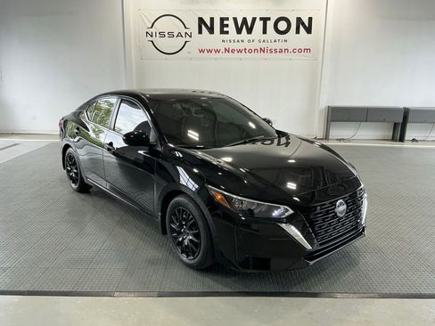 Used 2025 Nissan Sentra S FWD image 1
