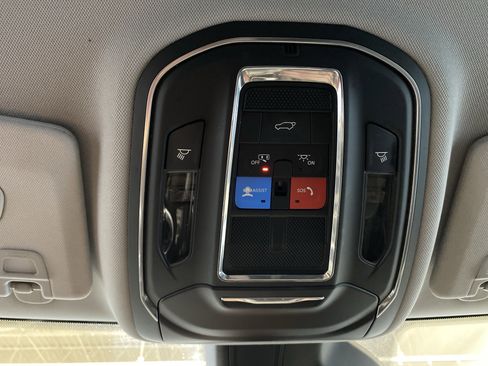 Certified 2021 Jeep Grand Cherokee L Limited image 26