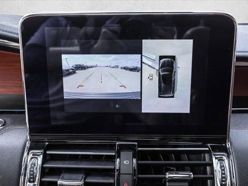Used 2020 Lincoln Navigator Reserve AWD/4WD image 18
