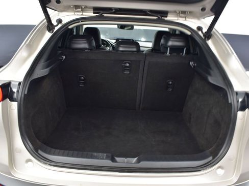 Used 2024 MAZDA CX-30 AWD 2.5 S w/ Premium Package image 9