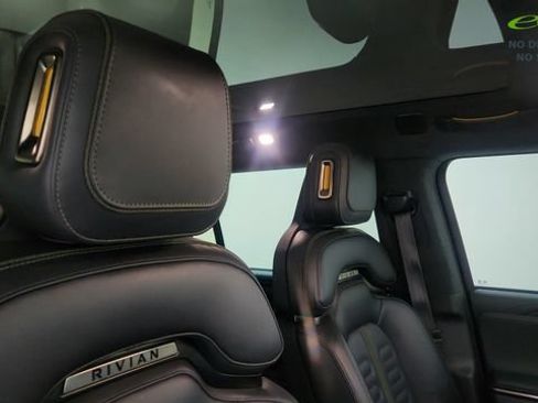 Used 2024 Rivian R1S Adventure AWD/4WD image 36