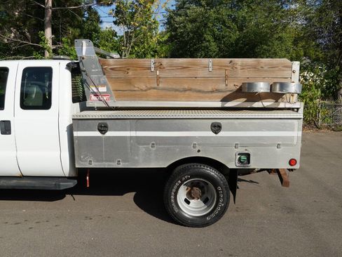 Used 2010 Ford F350 XL image 20
