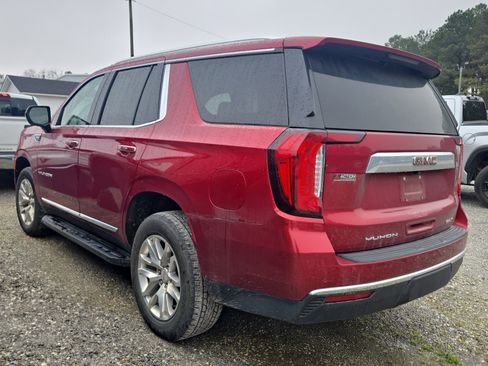 Used 2023 GMC Yukon SLT image 6