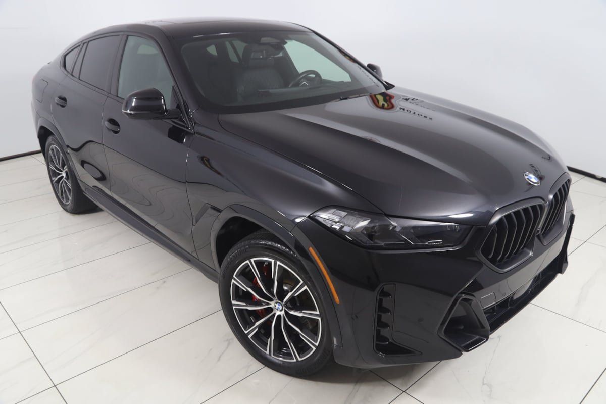 Used 2024 BMW X6 xDrive40i w/ Premium Package AWD/4WD image 17