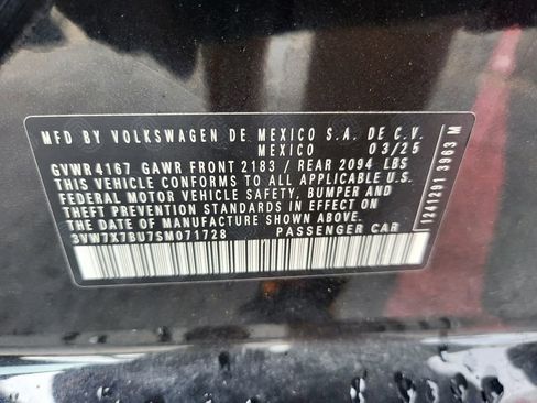 Used 2025 Volkswagen Jetta SE FWD image 7