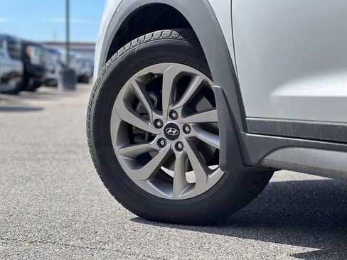 Used 2016 Hyundai Tucson SE w/ Option Group 02 FWD image 13