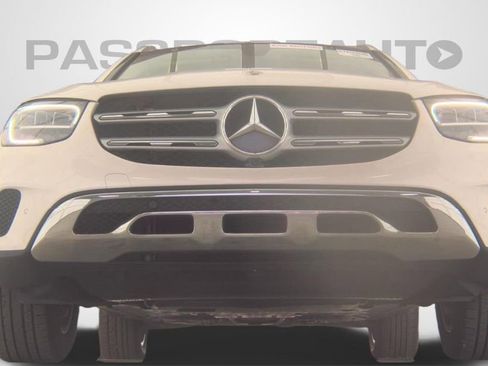 Used 2021 Mercedes-Benz GLC 300 4MATIC w/ Premium Package image 2