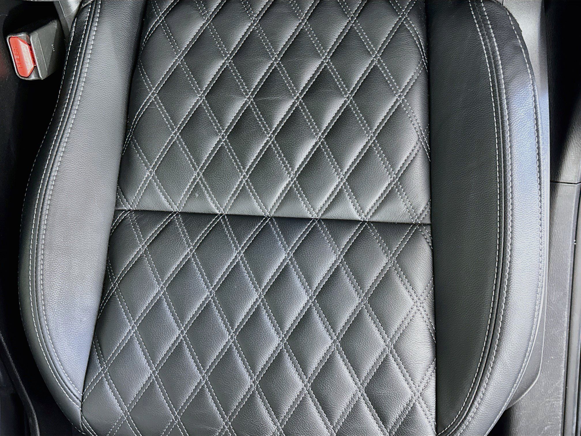 Used 2025 Mitsubishi Outlander 4WD Plug-In Hybrid image 19