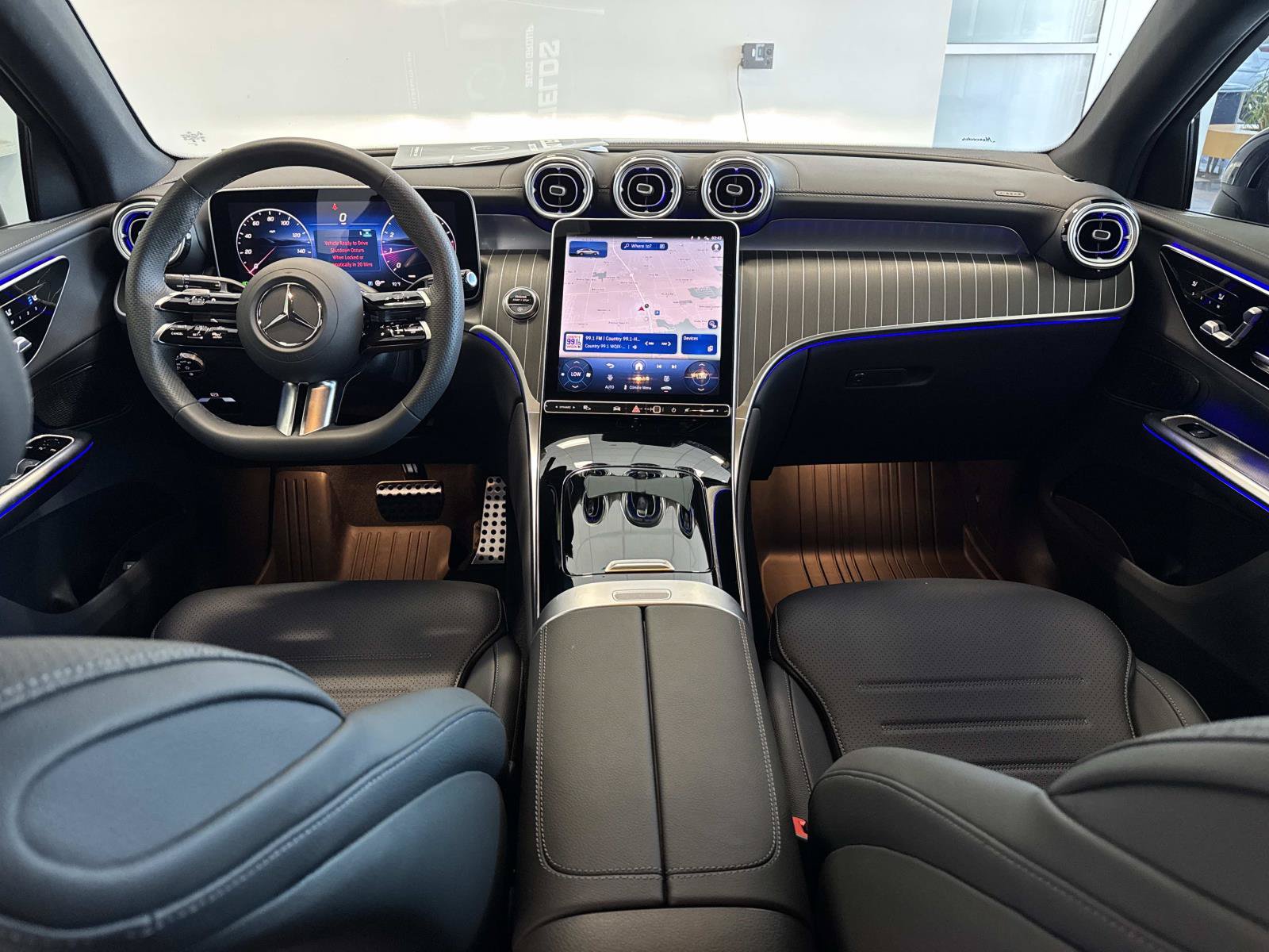 Certified 2026 Mercedes-Benz GLC 300 4MATIC image 8