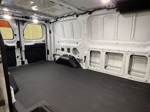 Used 2024 Ford Transit 150 Low Roof RWD image 24