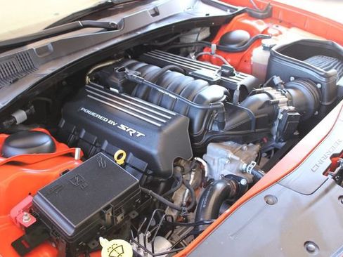 Used 2017 Dodge Charger R/T RWD image 33