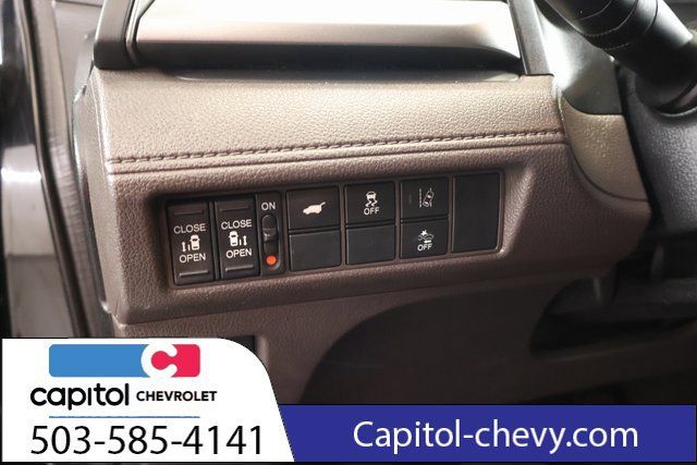 Used 2019 Honda Odyssey EX-L image 16
