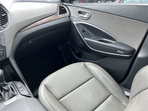 Used 2018 Hyundai Santa Fe Sport w/ 2.4L Tech Package 04 image 5