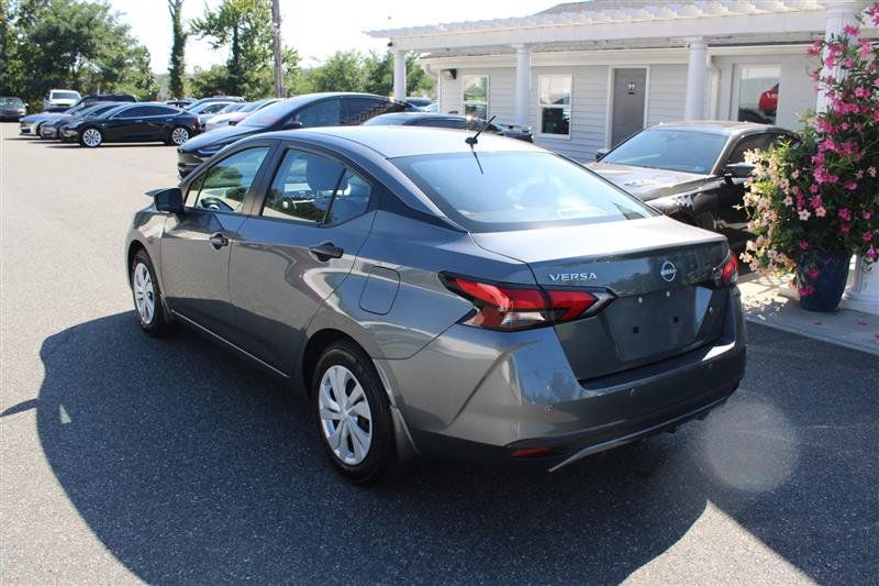 Used 2025 Nissan Versa S w/ Trunk Package FWD image 5