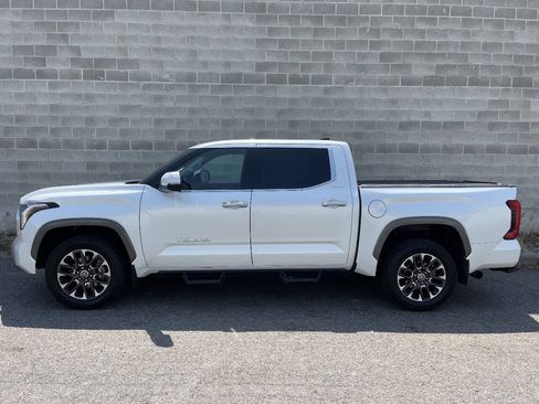 Used 2022 Toyota Tundra Limited AWD/4WD image 14