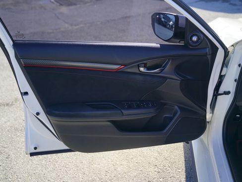 Used 2019 Honda Civic Type R image 19