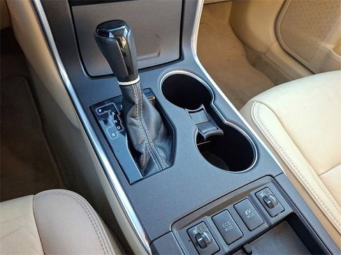 Used 2015 Toyota Camry XLE image 15