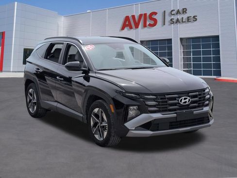 Used 2025 Hyundai Tucson SEL FWD image 3