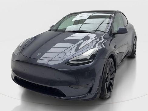 Used 2022 Tesla Model Y Performance AWD/4WD image 4