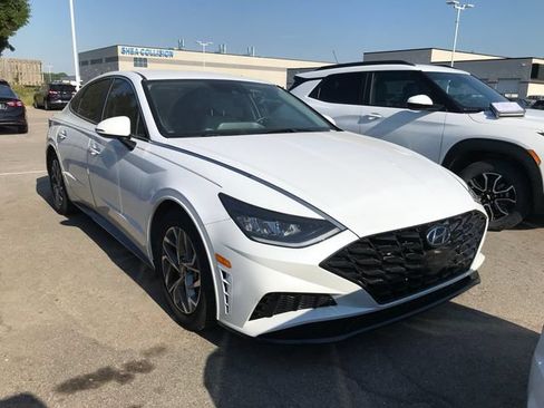 Used 2020 Hyundai Sonata SEL w/ Convenience Package FWD image 10