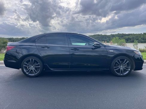 Used 2018 Acura TLX V6 w/ Technology & A-SPEC Pkg FWD image 14