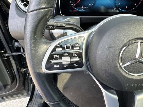 Certified 2021 Mercedes-Benz GLB 250 w/ Premium Package image 29