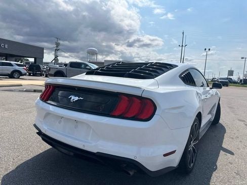 Used 2018 Ford Mustang Coupe w/ Equipment Group 101A RWD image 15