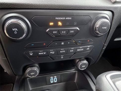 Used 2020 Ford Ranger XLT image 16