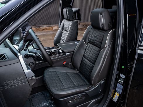 Used 2026 Cadillac Escalade V image 30