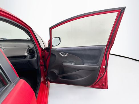 Used 2010 Honda Fit Sport image 30