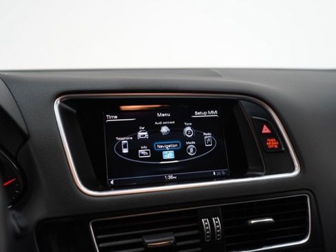 Used 2017 Audi Q5 2.0T Premium Plus w/ Technology Package image 25