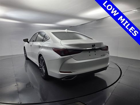 Used 2022 Lexus ES 350 w/ Premium Package image 9