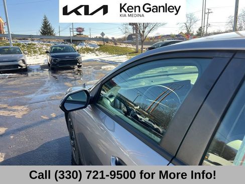 Certified 2025 Kia K4 EX image 25